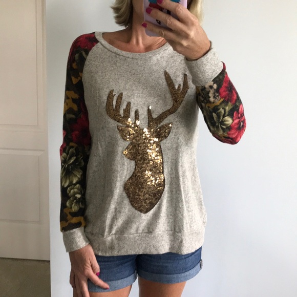 ♥️1 SMALL♥️Sequin Antler Top - Picture 2 of 8